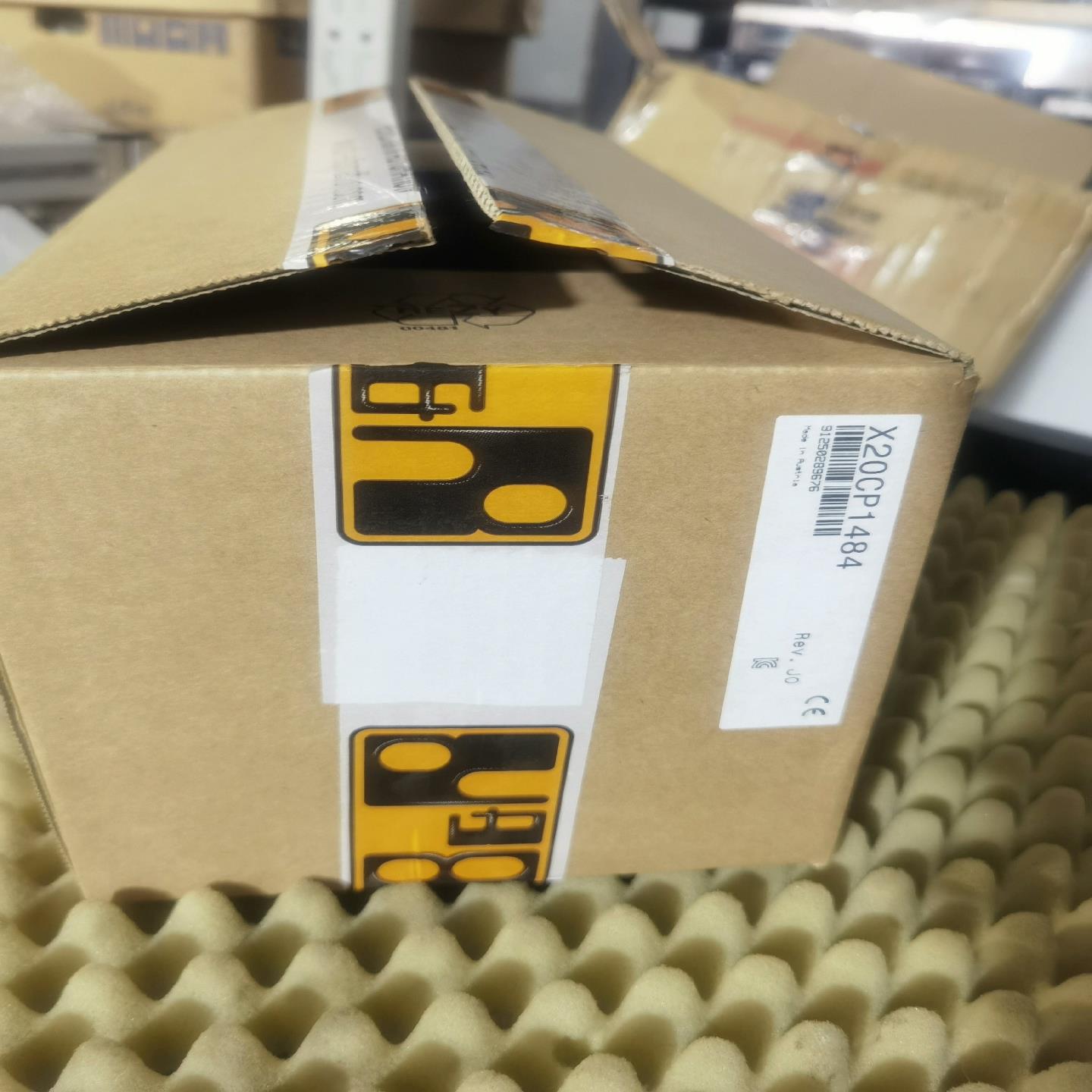 X20CP1484带包    要不要带价来贝加莱~询价