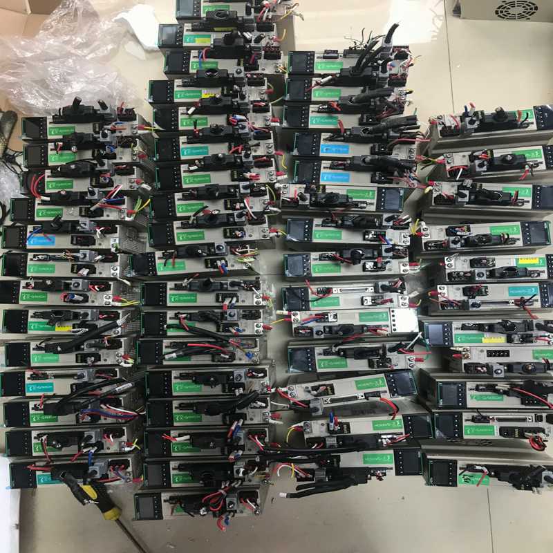 议价禾川伺服电机400w 驱动SV-X3DA040A-D，电机S