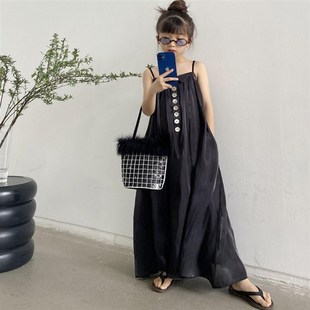 豆丁奇遇儿童黑色中长款亲子装无袖吊带裙贝壳扣白色连衣裙女童夏