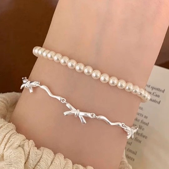 925通体银蝴蝶结手链轻奢小众精致时尚韩系ins风手串闺蜜手饰叠戴