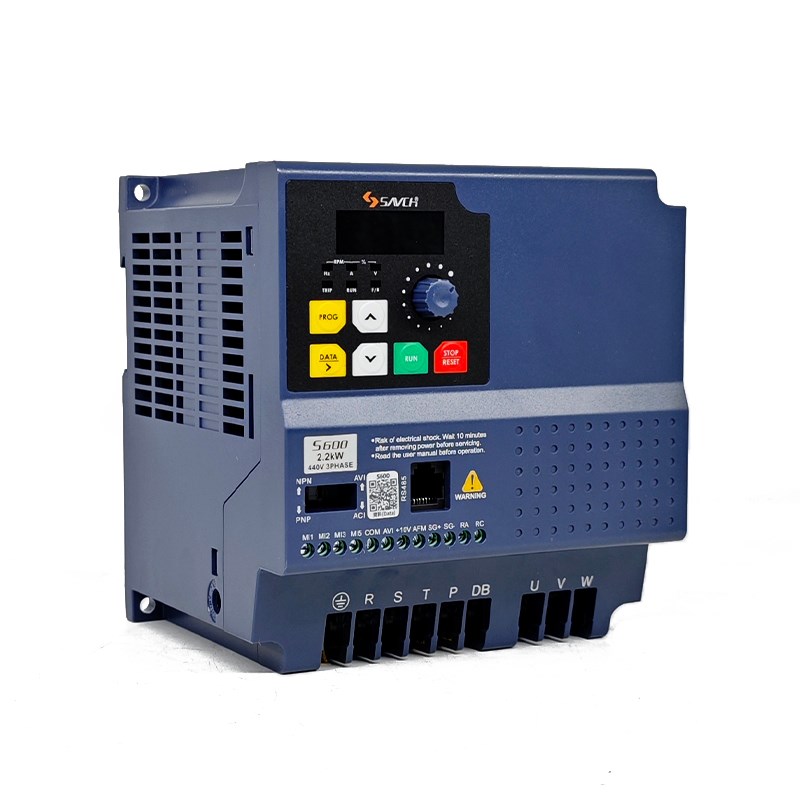 台湾SAVCH三碁变频器S600-2T4T0.75 1.5 2.2 3.7G单三相220V440V