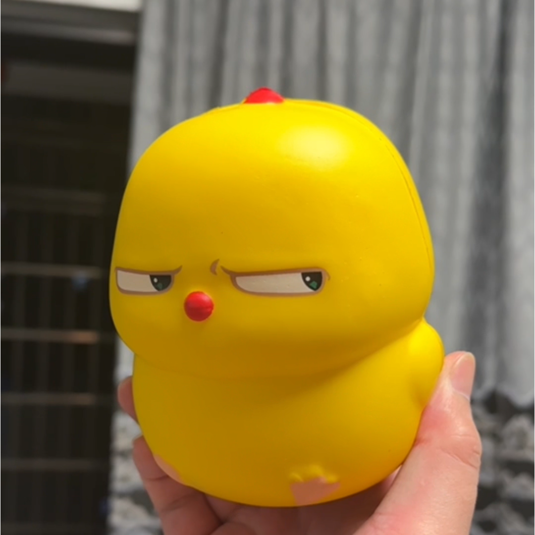 可爱窝比鸡解压捏捏玩具慢回弹儿童高中生高三女生小鸡解压小奶