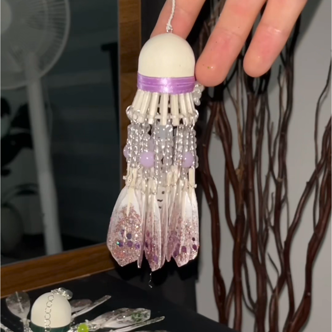 梦幻蝴蝶碎冰羽毛球挂件diy串珠手工材料送球搭子闺蜜对象礼物