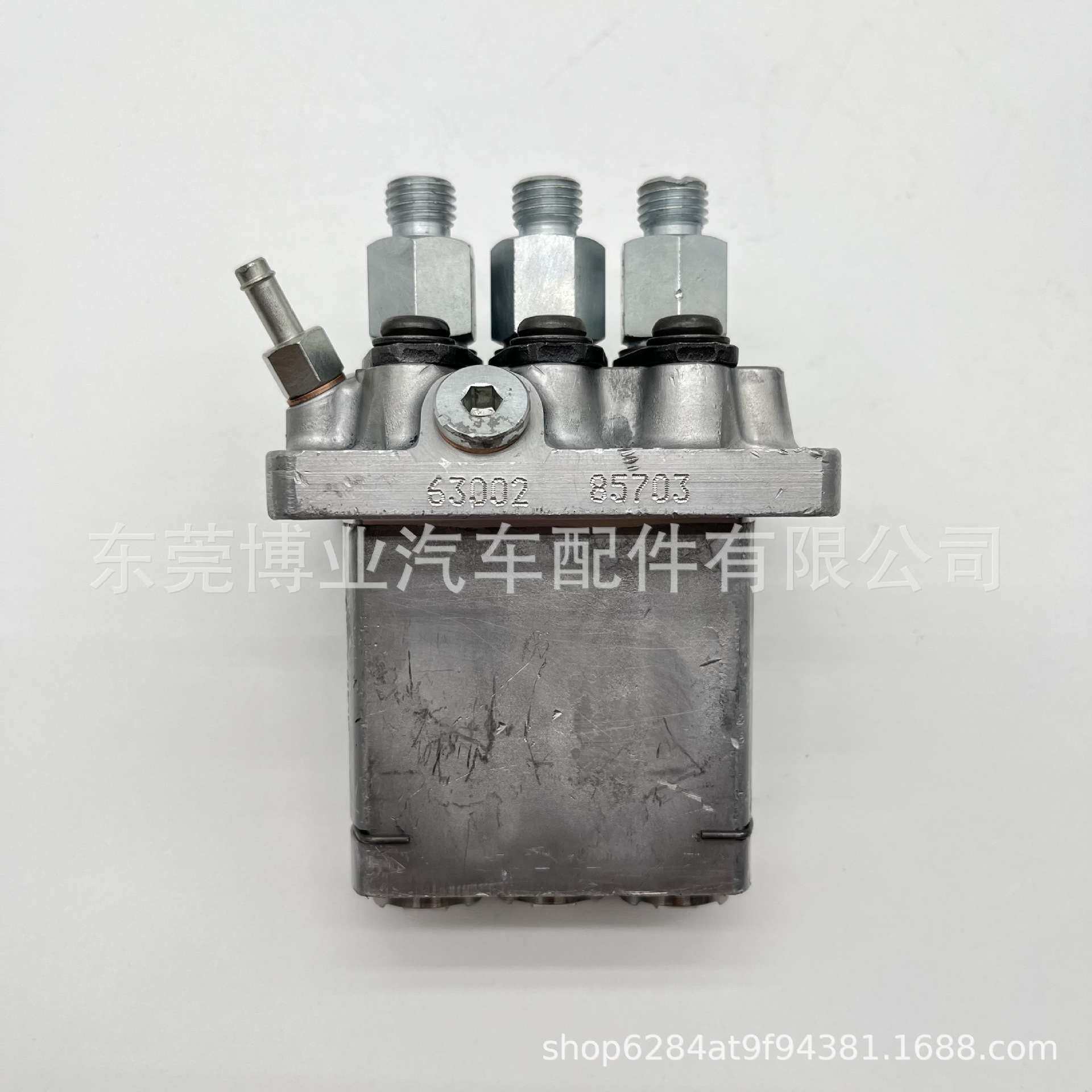 高品质质量高压柴油泵头104205-3100适用D1005 D600 D640 发动机