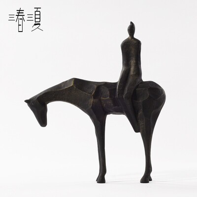 现代轻奢抽象人物牧马人金属雕塑艺术软装饰品客厅创意样板房摆件