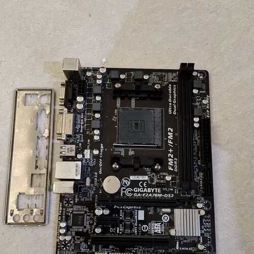 {议价}技嘉GA-F2A78M-DS2主板，拆机无修，测试正常，有7{可维修}