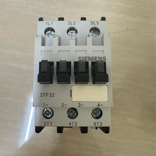 {议价}西门子3TF3200-0XM0直流接触器 AC220V 16{可维修}