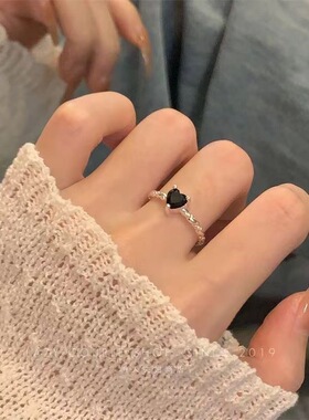 清冷感~黑色爱心戒指女ins冷淡风小众高级感甜酷风时尚指环