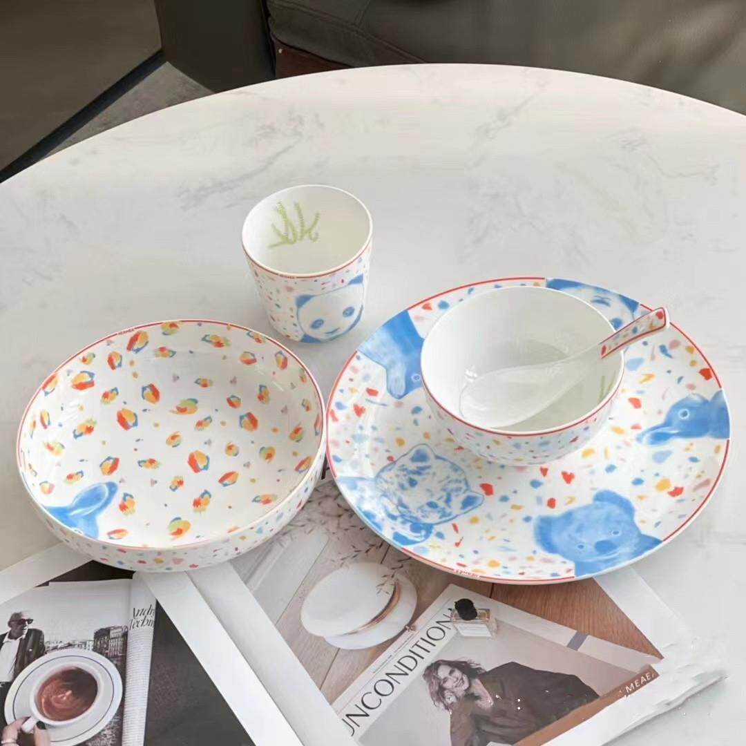 碗碟熊猫套装家用陶瓷餐具创意个性现代碗盘情侣套装碗杯组合