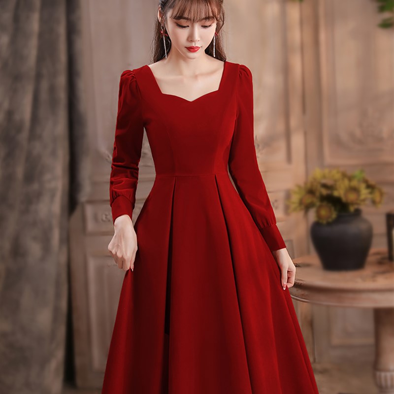 红色敬酒服新娘修身洋装女秋冬小个子结婚回门订婚礼服平时可穿
