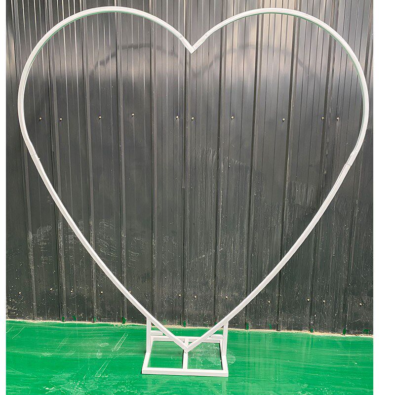 婚庆道具铁艺架子婚礼心形拱门铁架求婚浪漫爱心花艺装饰架可定制