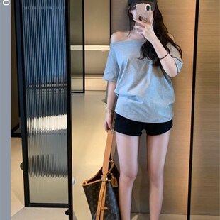 辣妈套装娇小孕妇上衣短袖斜肩夏季书顶休闲短裤外穿