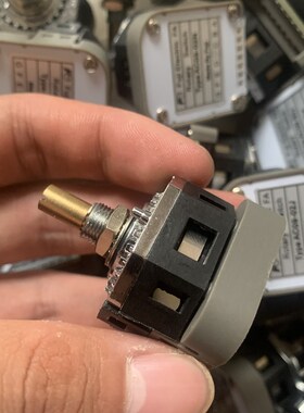 富士fuji波段开关00N01N01J02N02J03N03J04N赛扬法那科滨捷哲宏