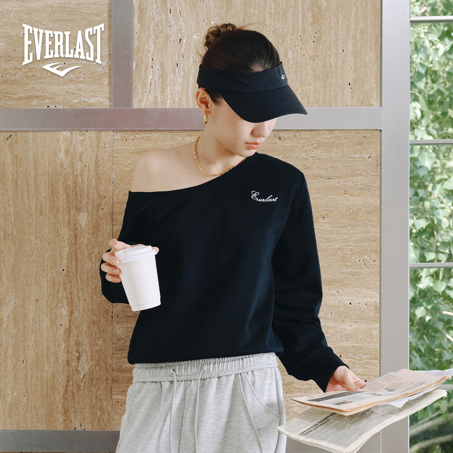 美国EVERLAST拳击美式高街运动休闲设计纯棉垂感女款露肩斜肩卫衣