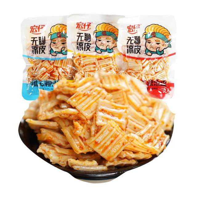 宏仔无聊凉皮脆爽水晶辣皮粉皮零食麻辣解馋辣条豆干