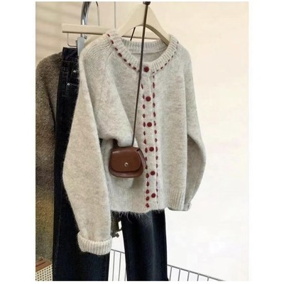 软糯加厚毛衣外套秋冬2025新款设计感外穿慵懒针织衫上衣