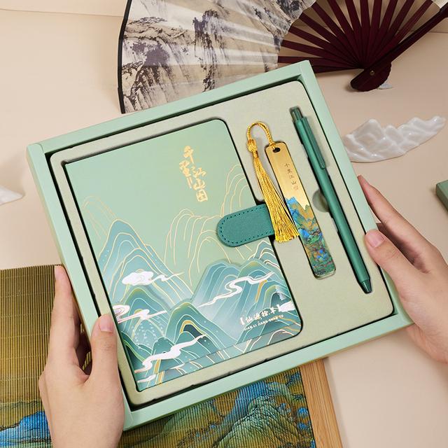 新款笔记本子国货国民礼盒精致烫金高档大气国风美好伴手礼品套装