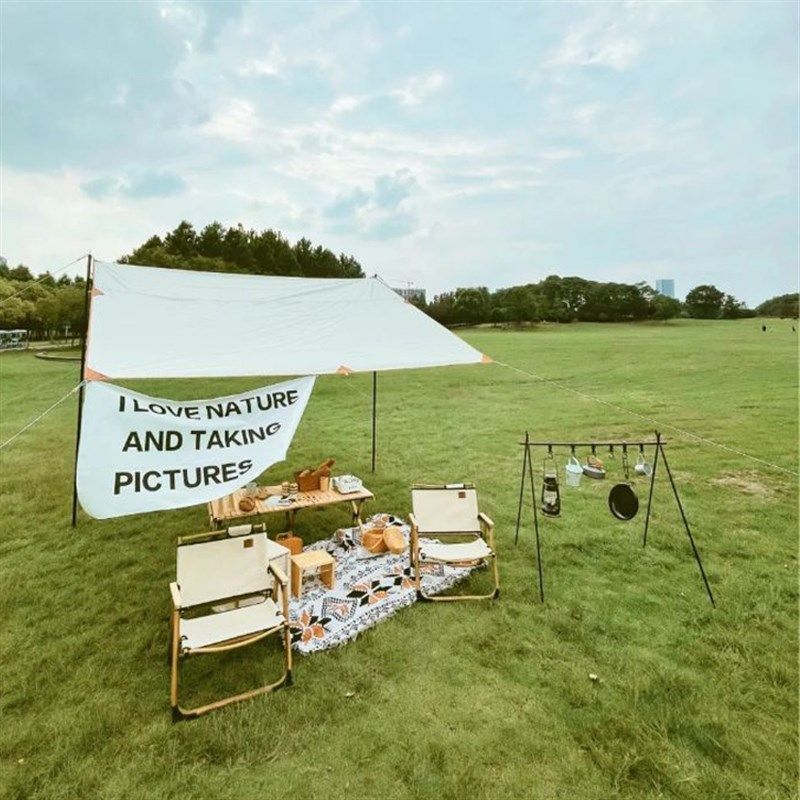 新款婚纱旅拍影楼外景摄影道具森系欧式户外野餐三角露营支架帐篷
