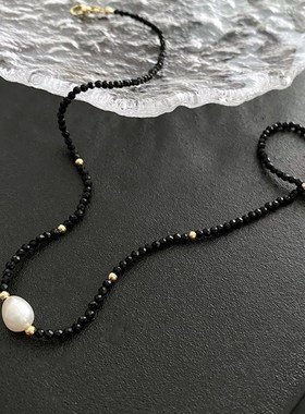 淡水珍珠小众黑色水晶项链女高级设计感锁骨链2023年新款爆款颈链