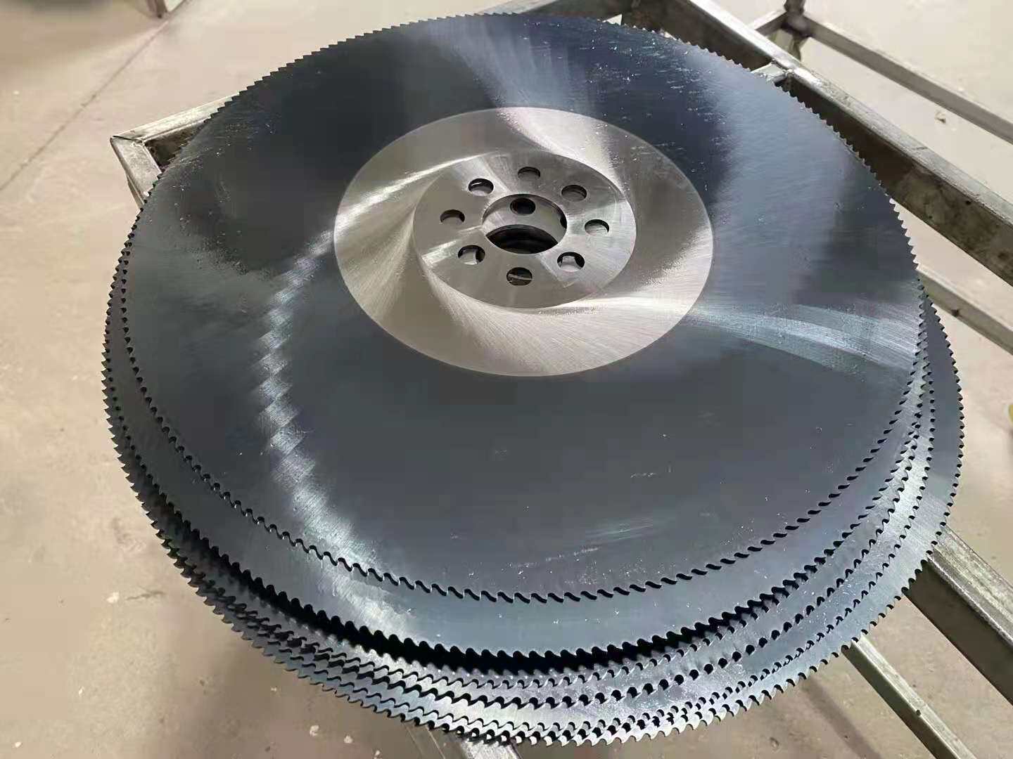 直供硬质合金(钨钢)锯片铣刀切管材锯片无毛刺锯片量大从优