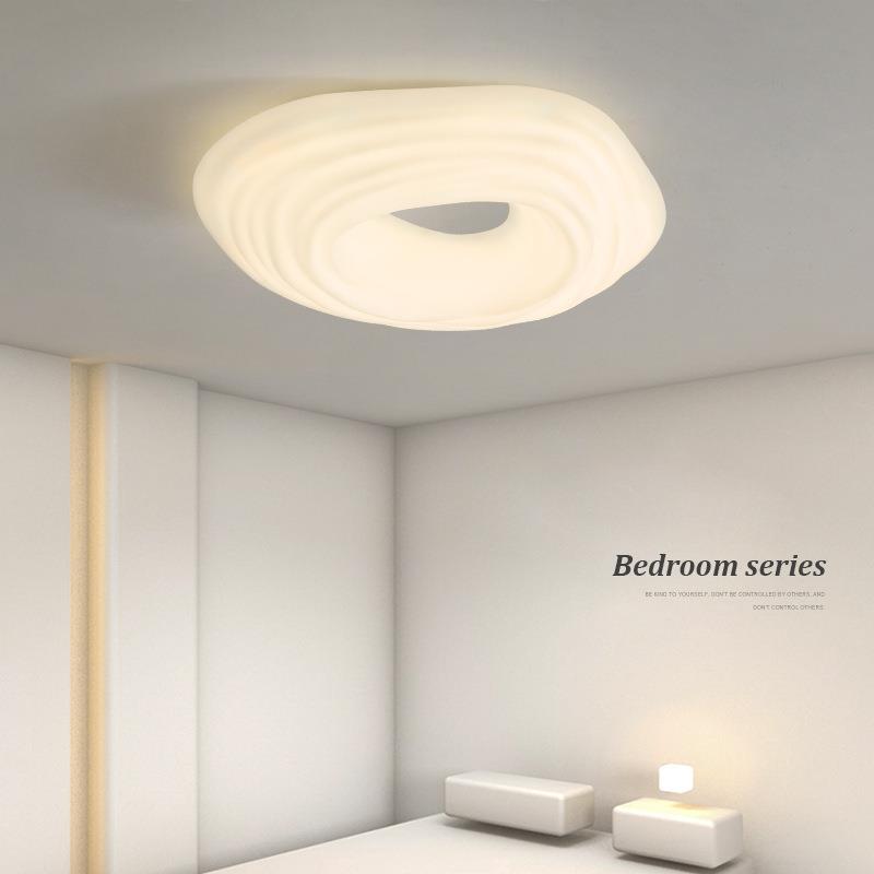主卧室吸顶灯现代简约护眼灯具极简设计师奶油风灯饰北欧小客厅灯