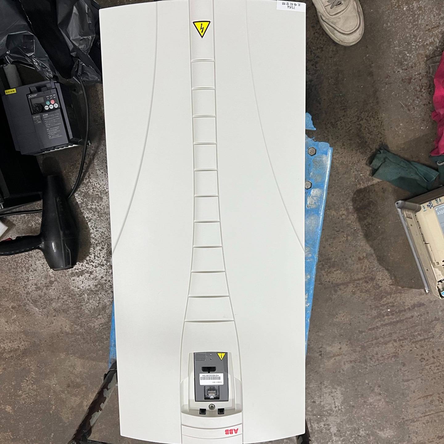 议价变频器ACS550-01-180A-4，实物拍摄，成适用