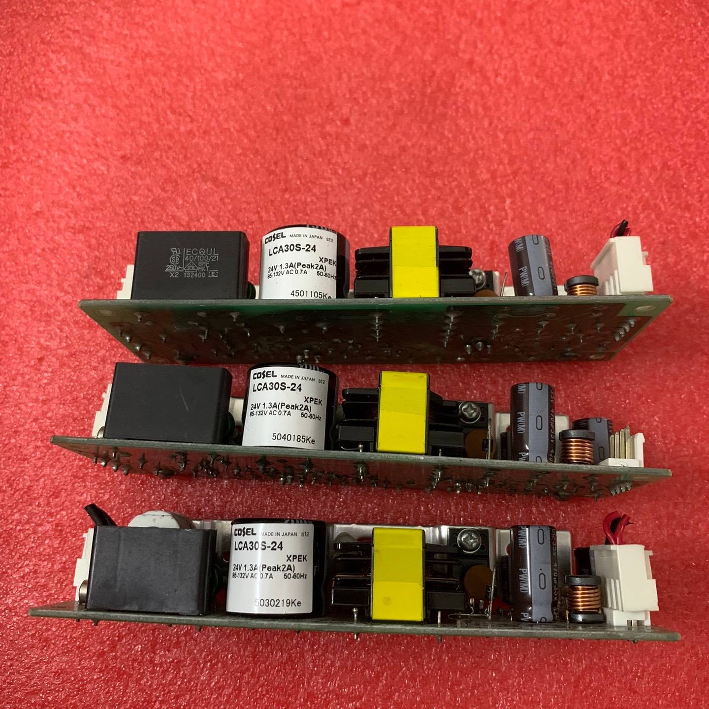 议价电源LCA30S-24，无拆无修，110VAC输入，适用