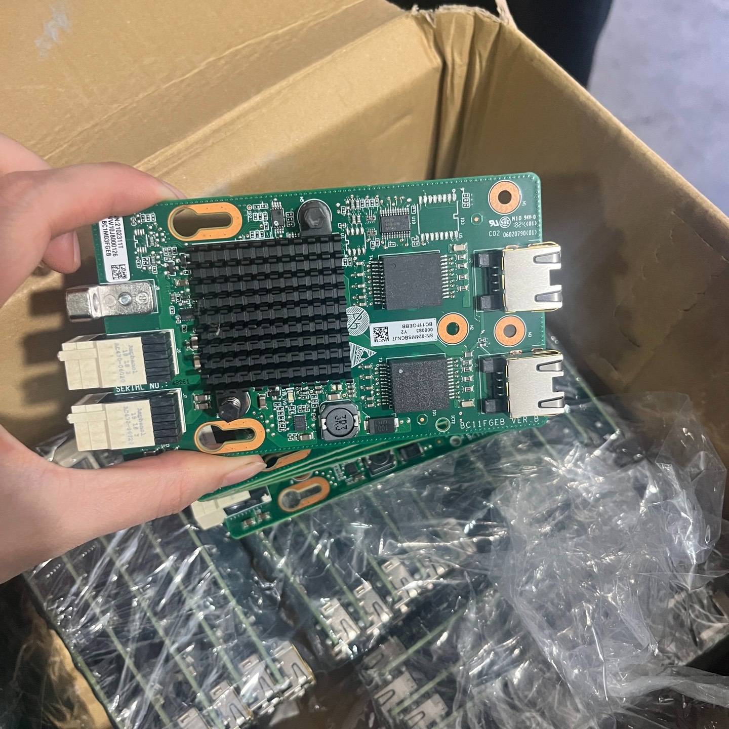 议价RH1288 2288H V3V5服务器双口千兆网卡BC适用