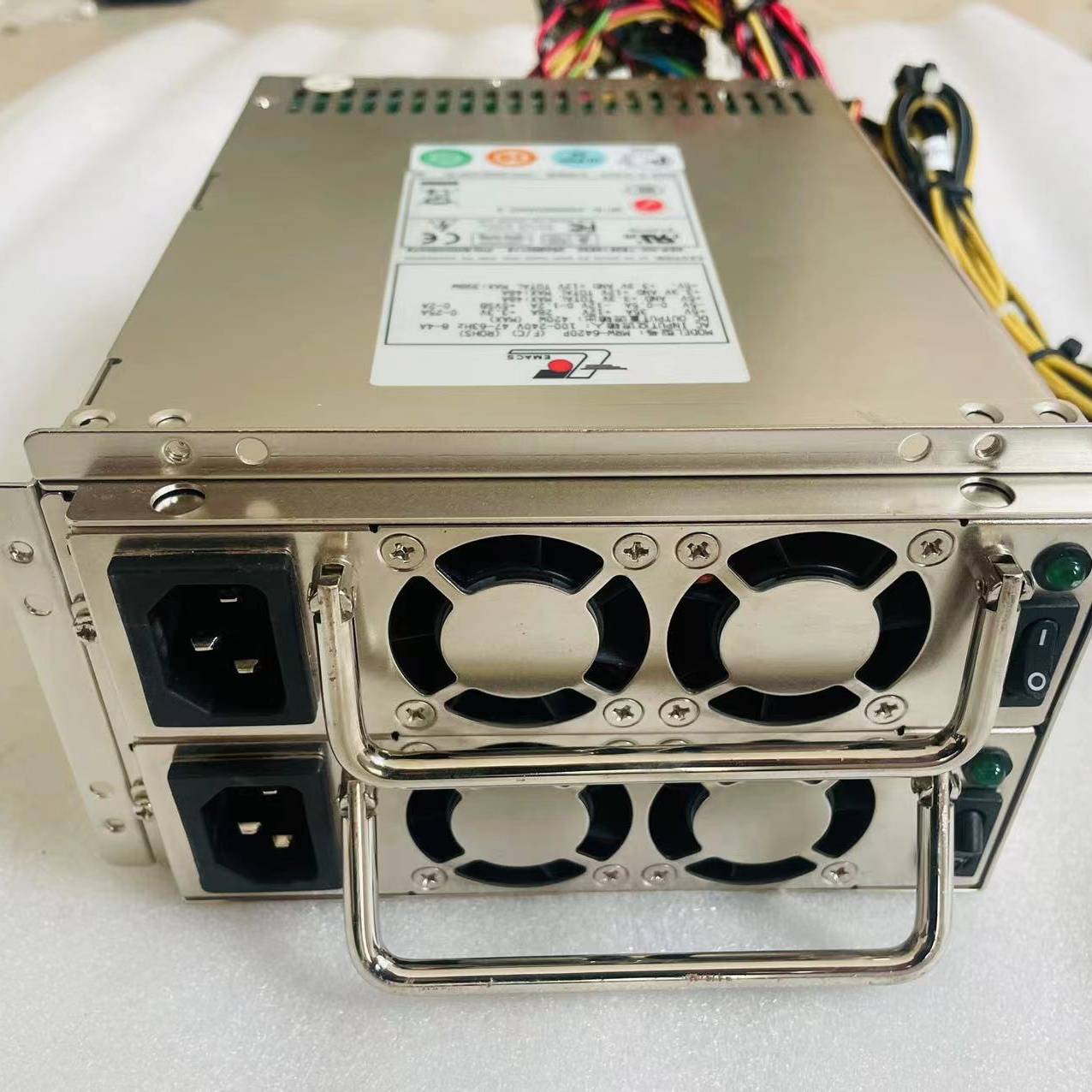 议价新巨 EMACS MRW-6420P服务器电源适用
