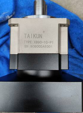 议价台湾TAIKUN（2.20）减速机XB90-10-P1、减适用