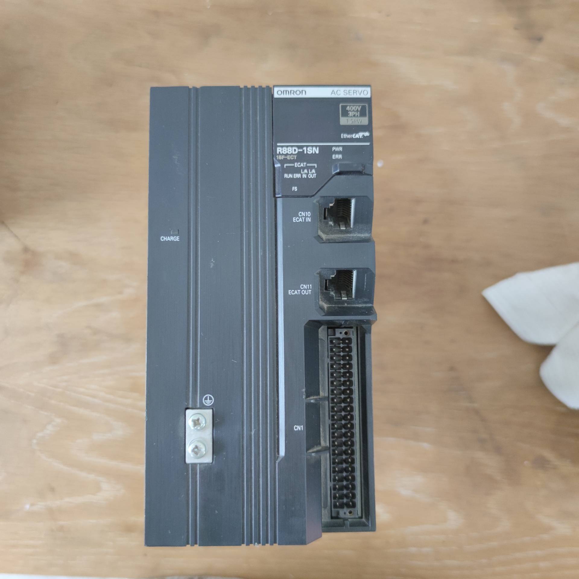 议价欧姆龙驱动器R88D-1SN15F-ECT 400V 1.5适用