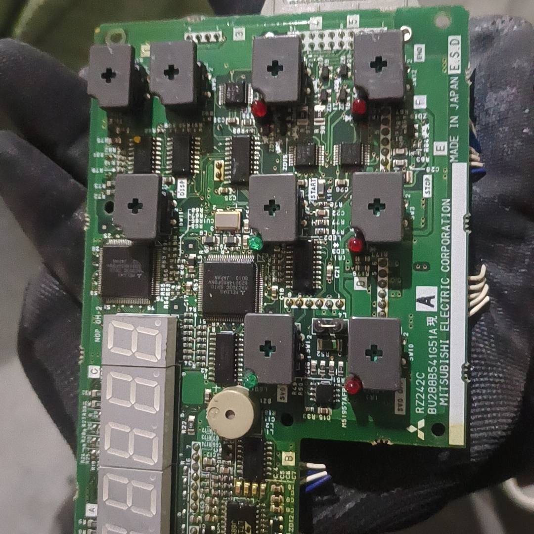 议价机器人主机箱CR2B-574显示面板BU288B适用