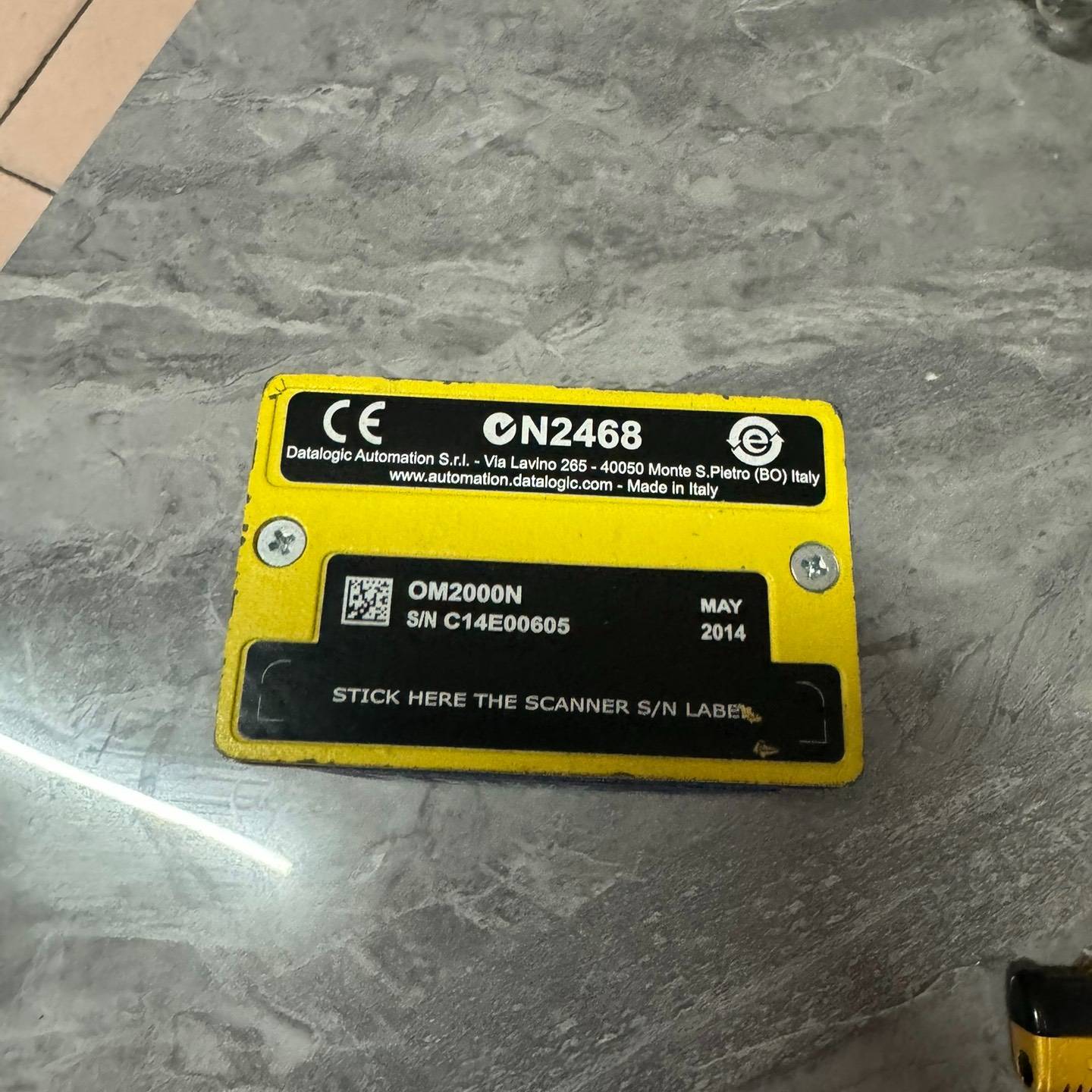 议价OM2000N 读码器扫描器适用