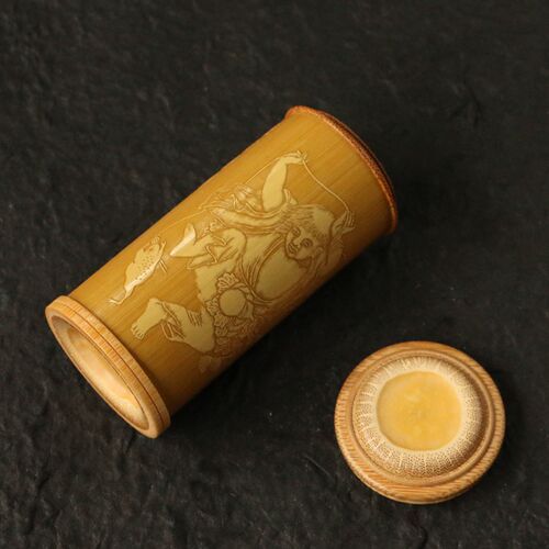 精品名家裘立钢纯手工留青雕刻老玉竹茶叶罐竹茶仓《刘海戏金蟾》