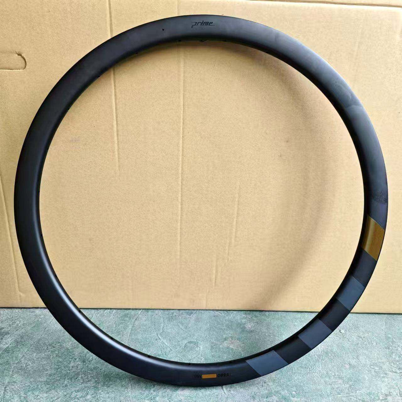 波兰prime公路自行车碳纤维车圈35mm24孔700c低框爬坡Gravec车圈