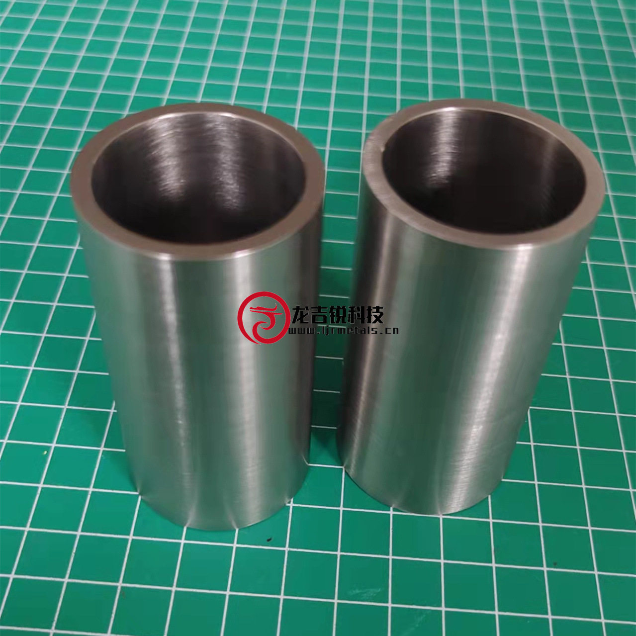 供应纯钨坩埚烧结工艺加工钨坩埚大口径钨坩埚机加钨坩埚