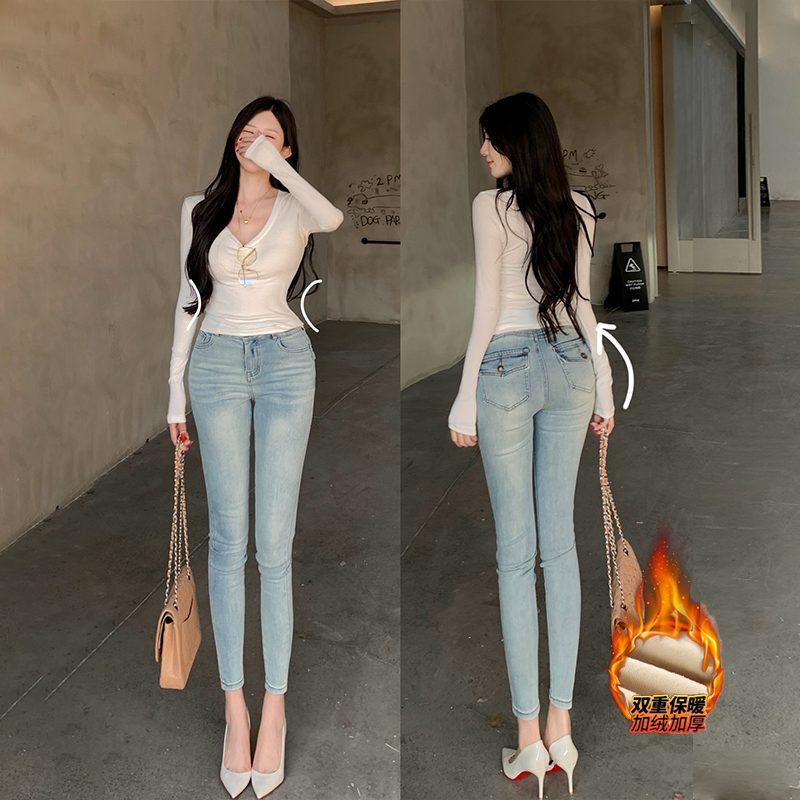 加绒自然丰臀高腰小脚牛仔裤女2025冬季新款紧身显瘦修身美腿长裤