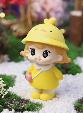 公仔女孩网玩具黄衣手办睡衣少女摆件时光精致漫步系列心盲盒红潮