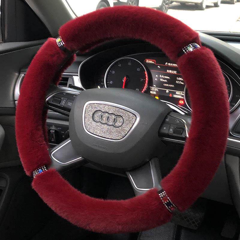 汽车方向盘套女韩国可爱短毛绒冬季保暖镶钻防滑不掉毛通用型把套