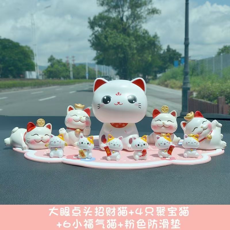 太阳能摇头可爱治愈招财猫车载高级摆件车内创意新款中控台装饰品