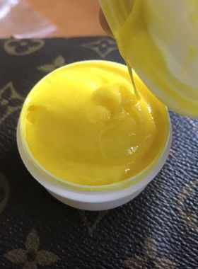 白盒面霜黄膏拉丝黄芪嫩肤保湿祛班霜祛印去痘亮白50克不拉丝