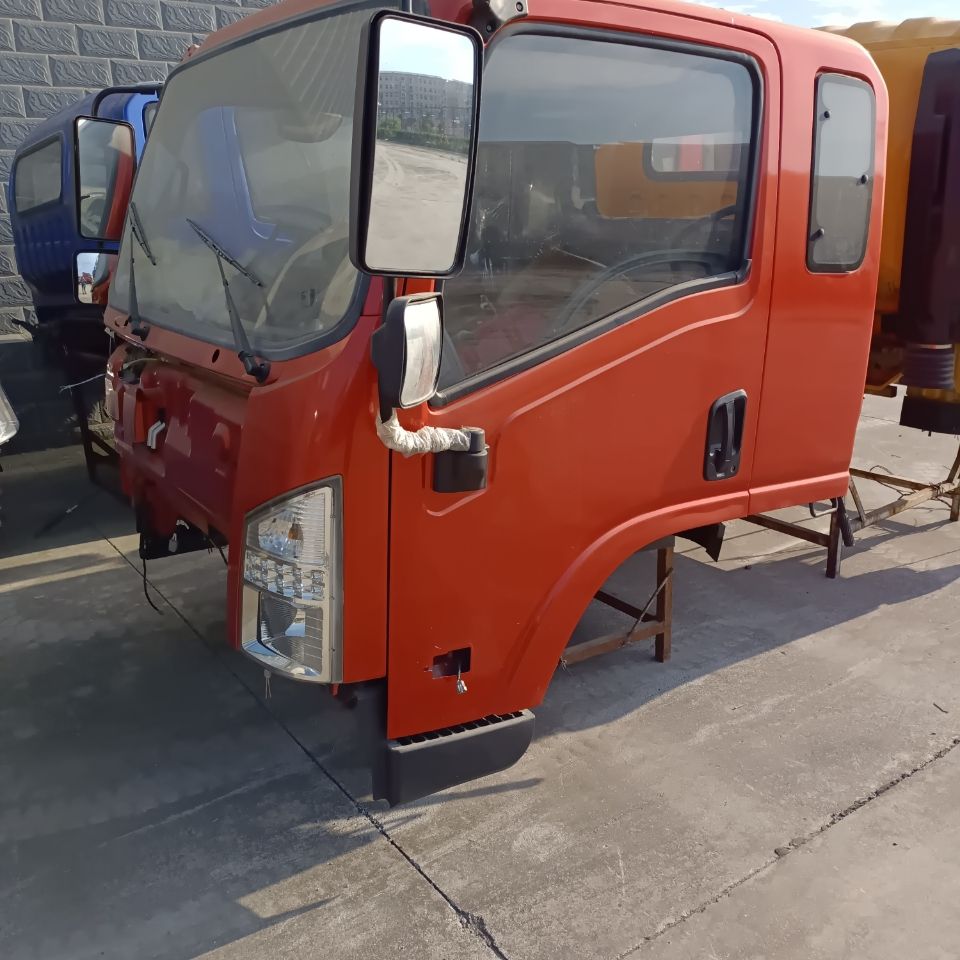 东风嘉龙货车驾驶室龙驹驾驶楼航天万山驾驶室东风华神车头