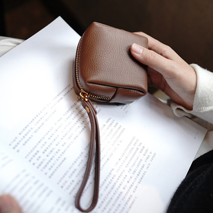 钱包女简约可爱小巧钱包纯色百搭拉链口红耳机零钱包 2025新款