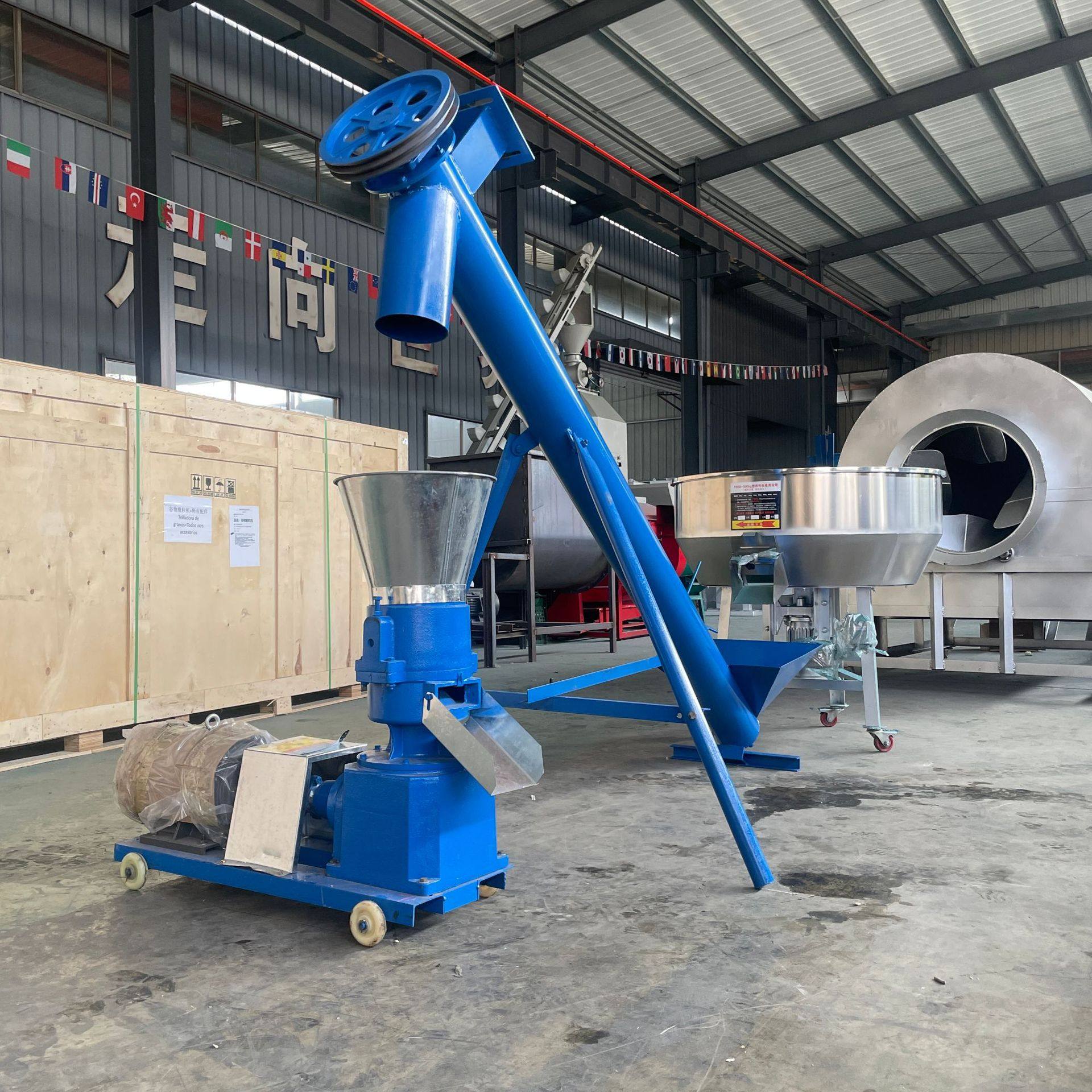 养殖饲料机鸡鸭鱼兔子用平模造料机 家用型颗粒饲料机两相三相电,五金/工具,其他机械五金,淘宝优惠券,粉丝福利购,淘宝优惠卷