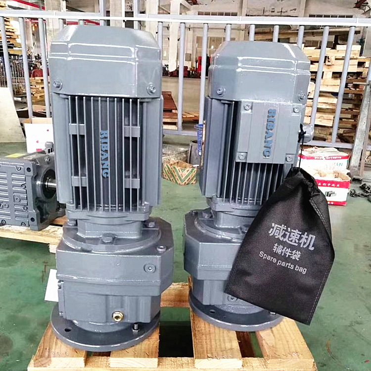 日邦RF37硬齿面减速机变速机用于搅拌机输送机起重设备非标可定制
