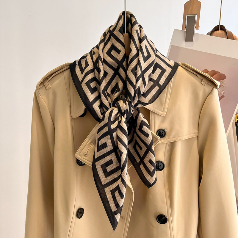 围巾女春秋韩版百搭格子减龄棉麻小方巾薄款披肩方形丝巾秋冬季