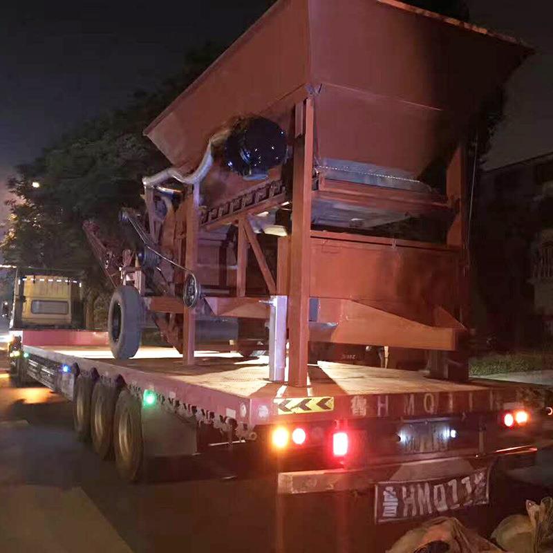 滕州粉煤机厂直销大型粉煤机械移动式粉煤机大型煤块破碎机