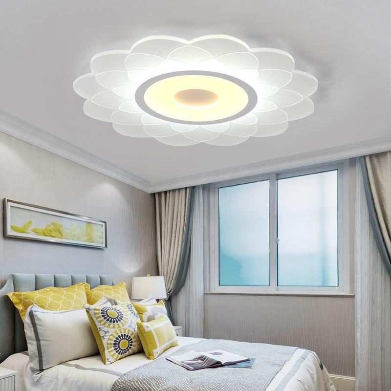 现代简约led超薄新款吸顶灯客厅灯花形家用卧室灯房间灯具厂