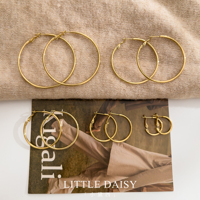 「小黛西」钛钢镀真金大圈圈耳环