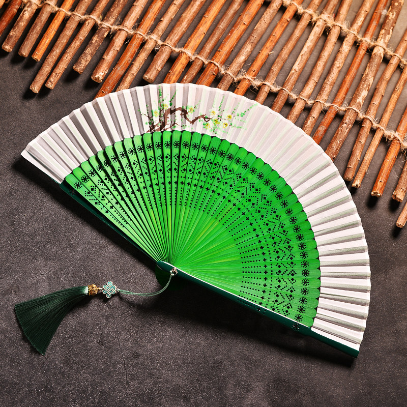 中国风手绘梅花镂空折扇汉服旗袍走秀搭配折叠日式女式舞蹈随身